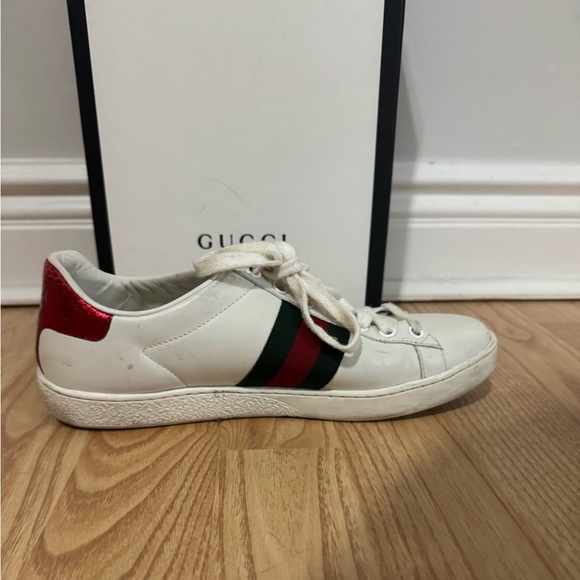 gucci bee sneaker size 6.5 - Picture 7 of 9